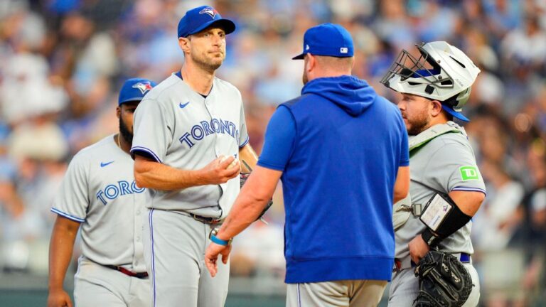 royals-shatter-blue-jays-20-1-with-epic-seven-run-inning