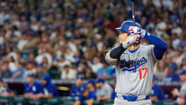 shohei-ohtani-hits-54th-hr-as-dodgers-clinch-nl-west-title