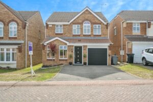 spacious-four-bedroom-home-in-doncaster-listed-for-320-000
