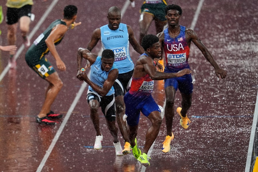sydney-mclaughlin-levrone-leads-u-s-to-4x400-victory-at-world-championships