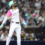 tatis-returns-with-grand-slam-padres-stay-in-playoff-hunt
