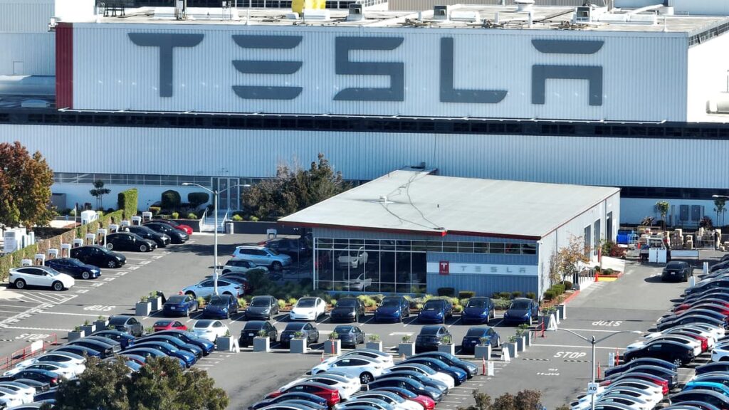 tesla-faces-class-action-lawsuit-over-hiring-practices-favoring-visa-holders