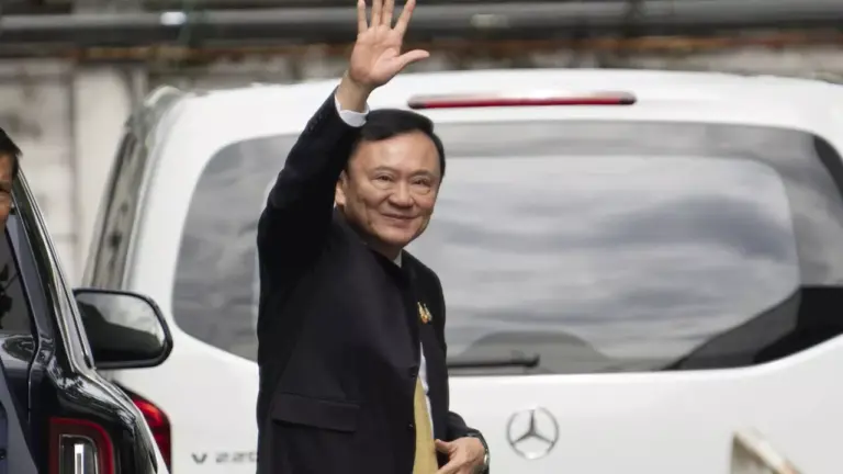 thaksin-shinawatra-influences-thailand-s-political-scene-again