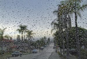 thunderstorms-and-humidity-surge-in-california-this-week
