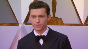 tom-holland-injured-spider-man-shoot-halted-after-concussion