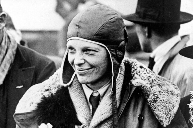 trump-demands-release-of-classified-files-on-amelia-earhart
