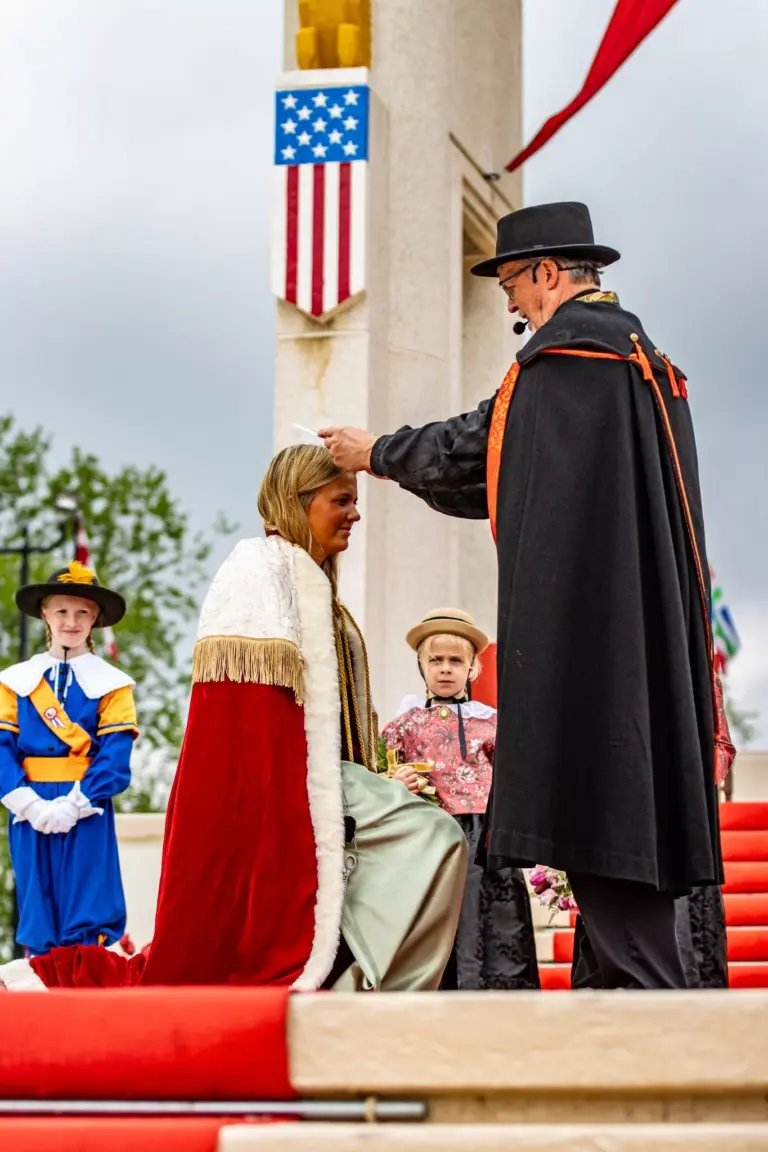 tulip-queen-nomination-kicks-off-pella-s-annual-celebration