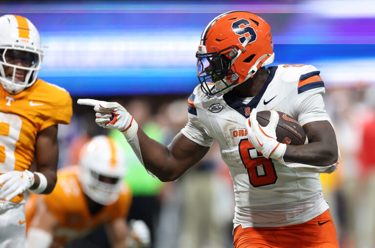uconn-vs-syracuse-live-stream-college-football-now-12-pm-et