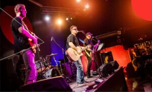 uk-live-music-industry-surges-in-2024-but-faces-grassroots-crisis
