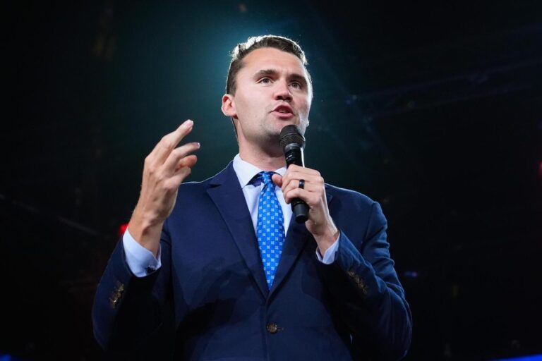 urgent-charlie-kirk-shot-at-utah-college-event-critical-condition