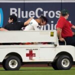 urgent-update-d-backs-gurriel-carted-off-with-leg-injury