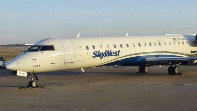 american-airlines-expands-routes-at-santa-maria-airport-with-new-service