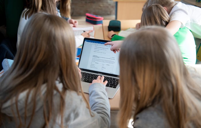 apple-launches-urgent-education-discounts-for-students-and-teachers