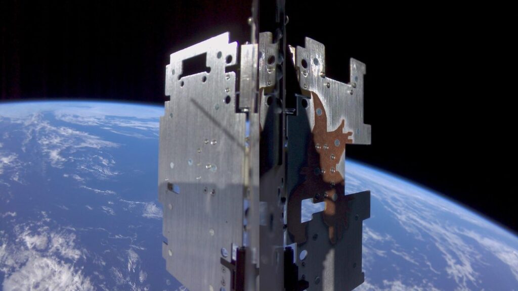 australian-nanosatellite-spirit-snaps-first-selfie-ready-to-track-gamma-ray-bursts
