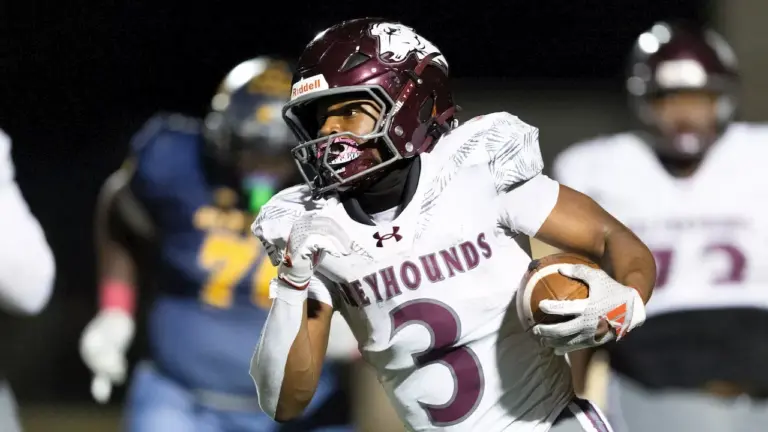 barnes-leads-pleasantville-to-victory-over-delsea-in-playoffs