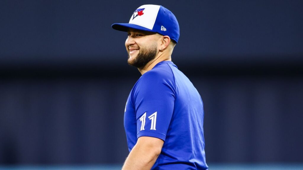blue-jays-bichette-added-to-world-series-roster-dodgers-kershaw-in