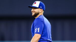 blue-jays-bichette-added-to-world-series-roster-dodgers-kershaw-in