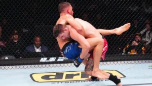 brendan-allen-scores-upset-as-de-ridder-quits-in-corner