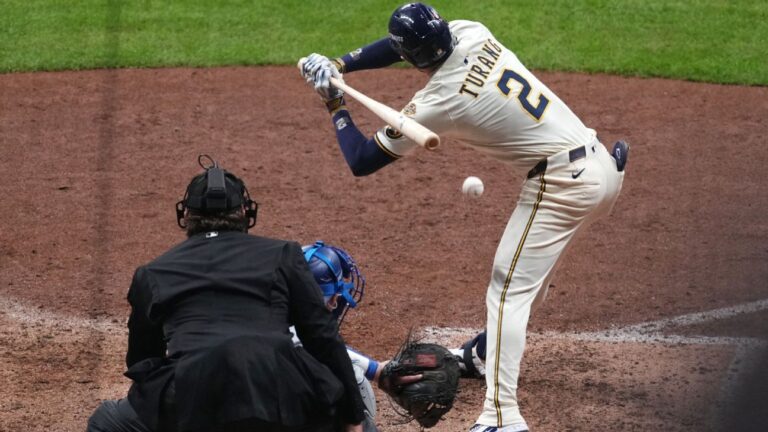brewers-fall-short-in-nlcs-opener-turang-s-close-call-haunts