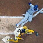 brewers-make-mlb-history-with-dramatic-8-6-2-double-play