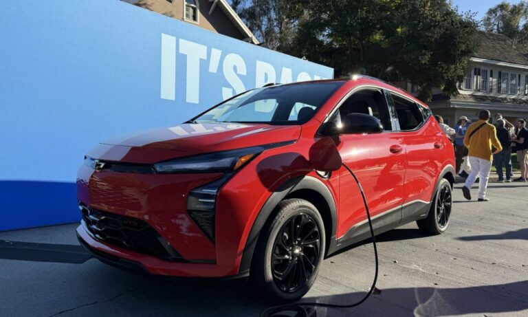 chevy-launches-affordable-bolt-ev-to-compete-with-tesla-s-new-models