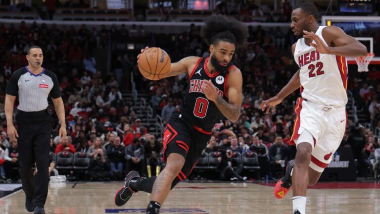 coby-white-out-for-2-more-weeks-missing-nba-opener-against-pistons