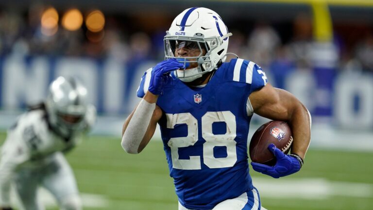 colts-host-raiders-in-week-5-showdown-at-lucas-oil-stadium