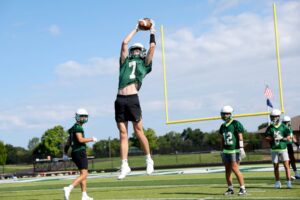 coopersville-upsets-big-rapids-with-four-touchdowns-from-senior-star
