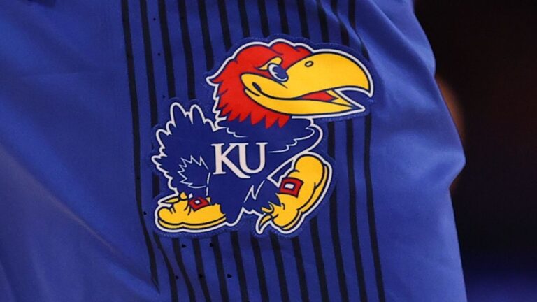 davion-adkins-commits-to-kansas-boosting-jayhawks-recruiting-surge