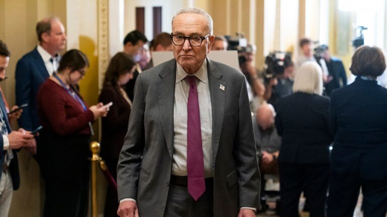 democrats-surge-ahead-in-shutdown-standoff-as-trump-faces-blame