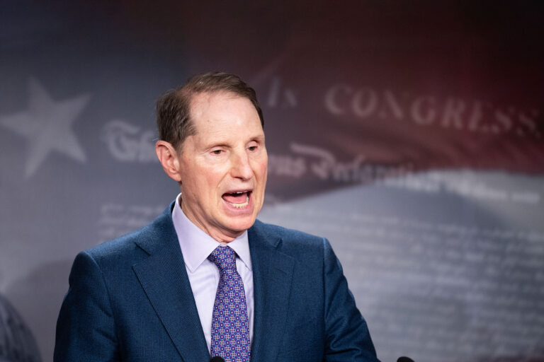 democrats-warn-against-trump-s-proposed-irs-investigations