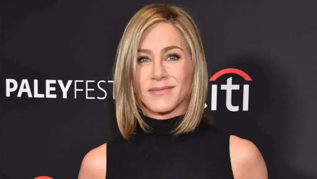 discover-affordable-ankle-boots-inspired-by-jennifer-aniston-s-style