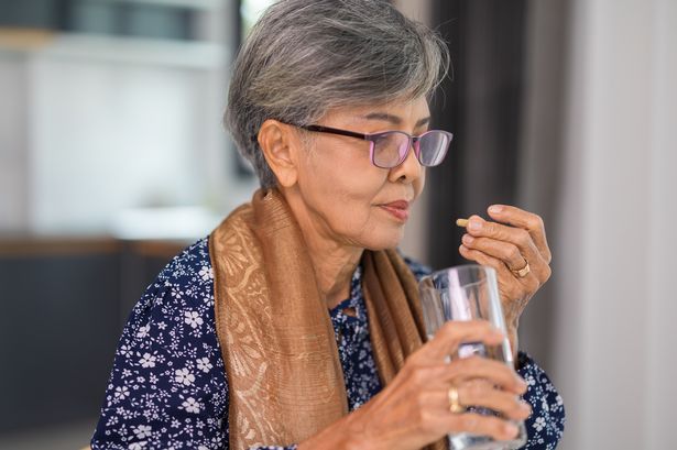 expert-warns-against-risky-combinations-of-popular-supplements