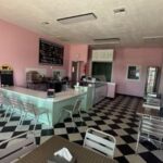 family-launches-1950s-themed-ice-cream-parlor-in-central