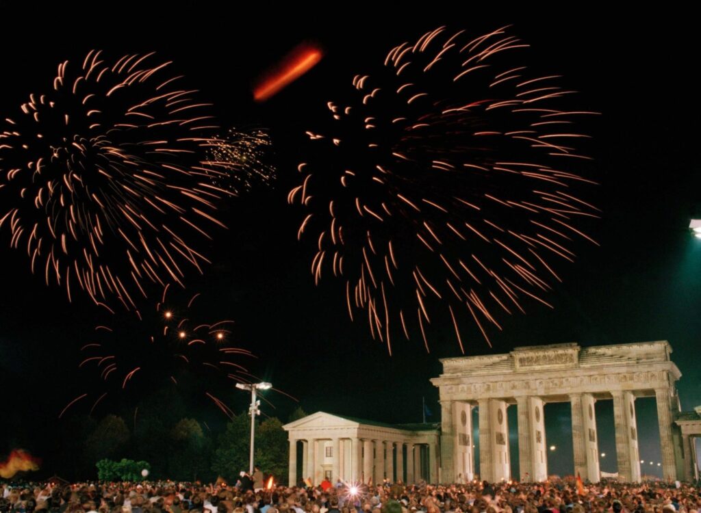 germany-marks-35-years-since-reunification-after-division