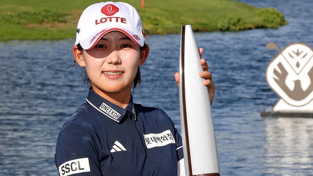 hwang-claims-first-lpga-victory-at-lotte-championship-korda-falls-short