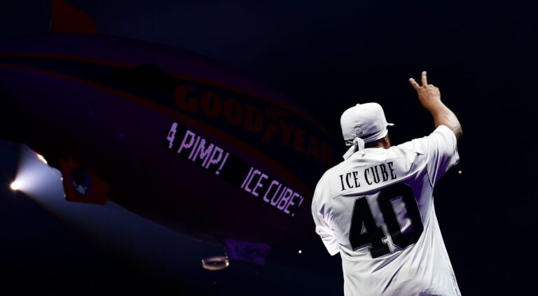 ice-cube-electrifies-crypto-com-arena-on-truth-to-power-tour