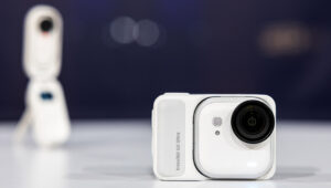 insta360-go-ultra-launches-compact-action-camera-with-enhanced-features