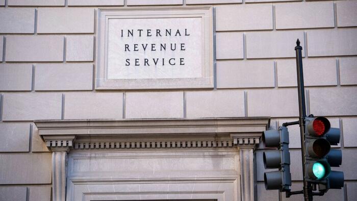 irs-restores-20-000-reporting-threshold-for-form-1099-k