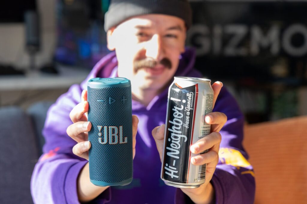 jbl-launches-new-grip-speaker-compact-power-for-100