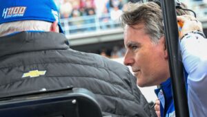 jeff-gordon-confident-in-hendrick-motorsports-title-pursuit-at-phoenix