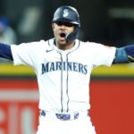 julio-rodriguez-s-late-double-powers-mariners-to-3-2-victory