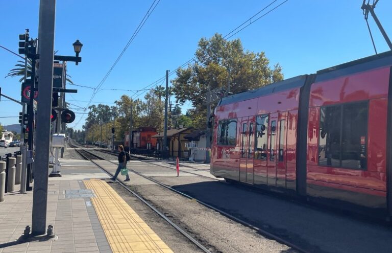 la-mesa-hosts-community-pop-up-for-trolley-safety-feedback