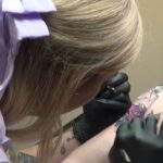 legally-blind-tattoo-artist-nicole-morrone-thrives-in-her-craft
