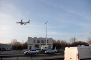 lithuania-shuts-airports-again-as-belarus-balloons-threaten-safety