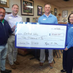 local-restaurant-owner-donates-10-000-golf-prize-to-united-way