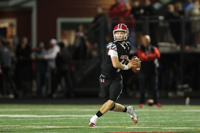 loyola-s-playoff-journey-begins-set-for-clash-with-mount-carmel