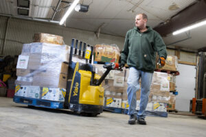 maine-food-pantries-prepare-for-snap-benefits-cut-as-shutdown-continues