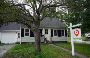 maine-home-prices-decline-for-second-consecutive-month