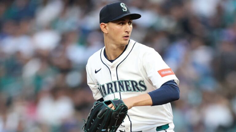 mariners-kirby-set-to-face-blue-jays-bieber-in-crucial-game-3